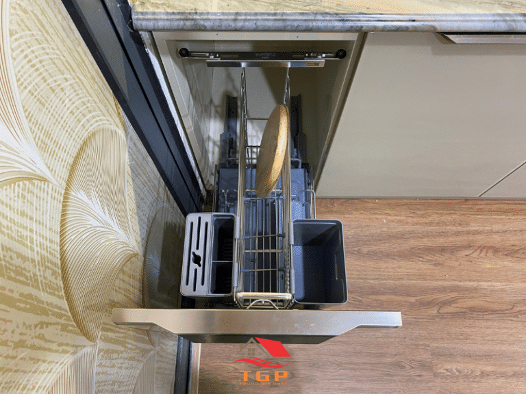 Tủ bếp inox cánh kính MaxEu màu be (11)