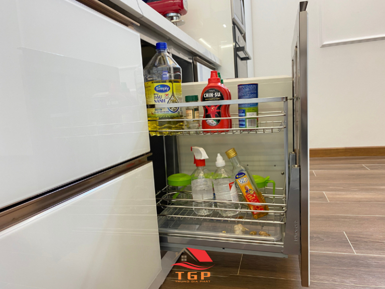 Tủ bếp inox cánh kính đẹp (19)