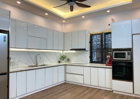 Tại Sao Nên Lắp Sàn Nhà Trước Khi Lắp Tủ Bếp?